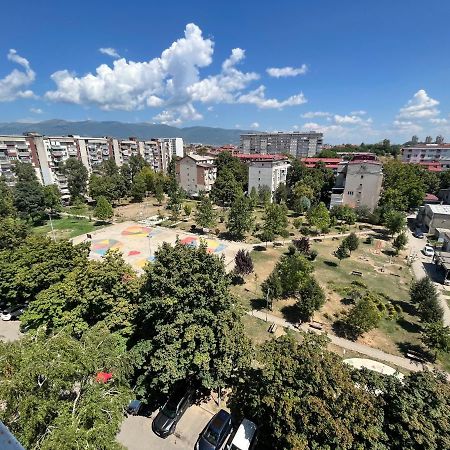 Mickitos Mm Apartment Skopje Buitenkant foto