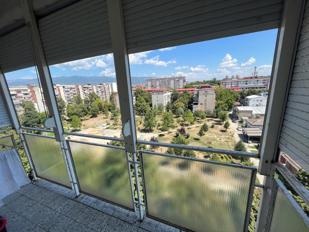Mickitos Mm Apartment Skopje Buitenkant foto