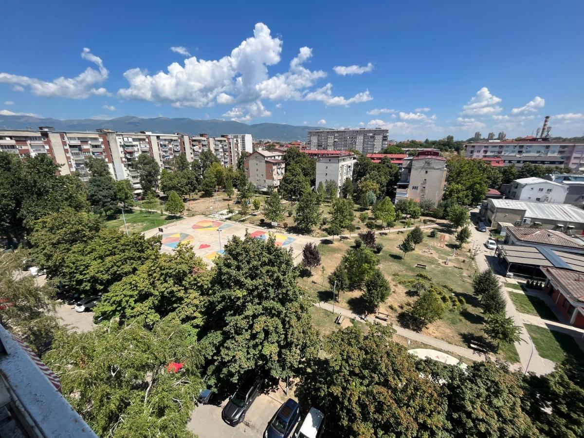 Mickitos Mm Apartment Skopje Buitenkant foto